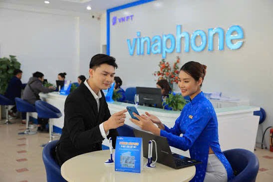 Nhan Vien Cua Hang Vnpt 14